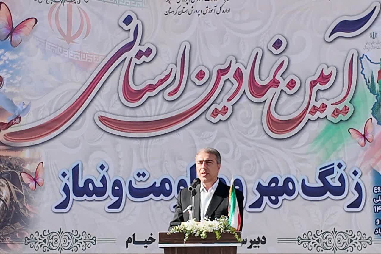 کردستان برای دومین سال متوالی سال تحصیلی را بدون کلاس خالی از معلم آغاز کرد