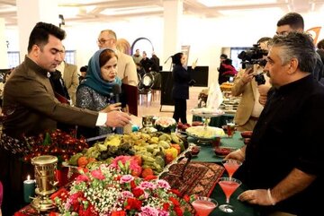 «یکاوه» و «حلوای گل‌زرد» می‌توانند به برند گردشگری خوراک کردستان تبدیل شوند