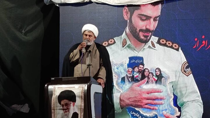 انقلاب اسلامی مدل جدیدی از حکمرانی را ارائه کرده است