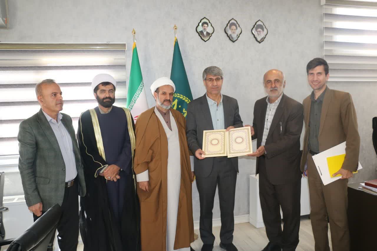 امضاء تفاهم‌نامه ستاد صبر دادگستری و جهاد کشاورزی کردستان
