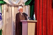 نماینده ولی‌فقیه در کردستان: ایثار و دلسوزی، شاخصه اصلی شهدای سلامت است