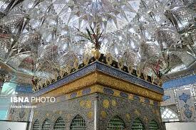 صحن ۴۵ امامزاده لرستان بدون بقعه است