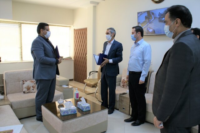 ‌انعقاد تفاهم‌نامه مشترک جهاد دانشگاهی و ثبت اسناد و املاک لرستان 
