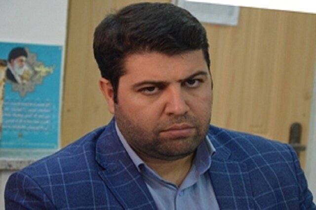 آویزان‌های فرهنگی، مشکل اصلی حوزه نشر هستند