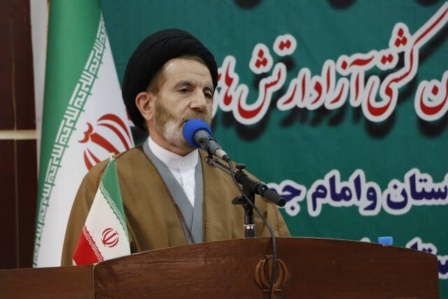 زمام ورزش باید به کسانی سپرده شود که اهلیت و قابلیت این کار را دارند زمام ورزش باید به کسانی سپرده شود که اهلیت و قابلیت این کار را دارند