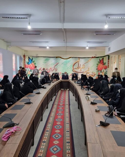 برنامههای برای اشتغال بانوان سرپرست خانوار و بدسرپرست در حال تدوین است برنامههای برای اشتغال بانوان سرپرست خانوار و بدسرپرست در حال تدوین است