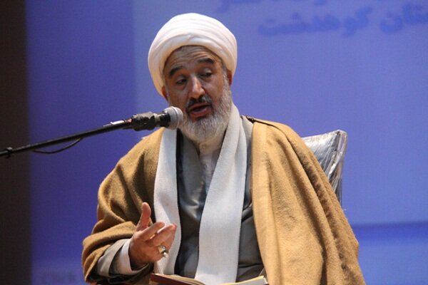 شکل‌گیری انقلاب بر مبنای معیارهای معنوی / دستاوردها را زیر سؤال نبریم