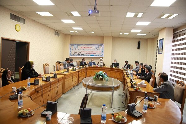 تأکید بیانیه گام دوم انقلاب بر تقویت دین و معنویت است تأکید بیانیه گام دوم انقلاب بر تقویت دین و معنویت است