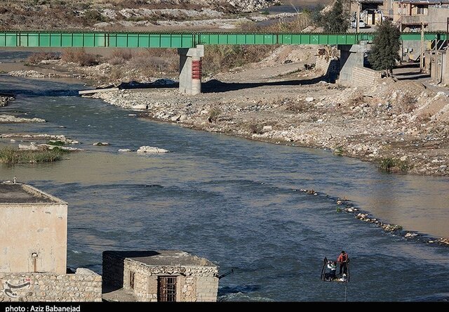 عکس تزئینی است سرعت احداث پل ابراهیمآباد کند است