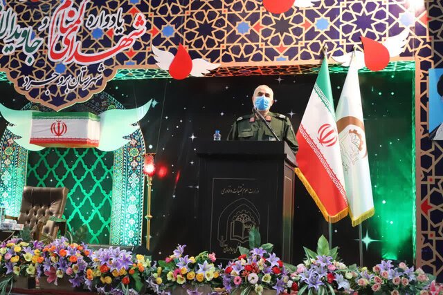 اعتماد به آمریکا و غرب خانمانسوز است اعتماد به آمریکا و غرب خانمانسوز است