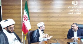 دانشگاه نهادی علمی، فرهنگی و همه‌جانبه‌نگر برای تحول‌گرایی است