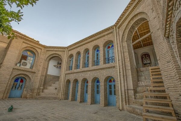 مرمت خانه تاریخی آخوند ابو