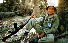 دانش‌آموزان پیروان شهدا هستند