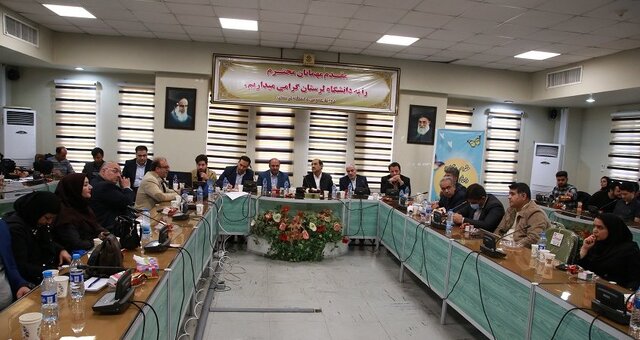 لزوم گسترش همکاری بین دانشگاه و دامپزشکی 