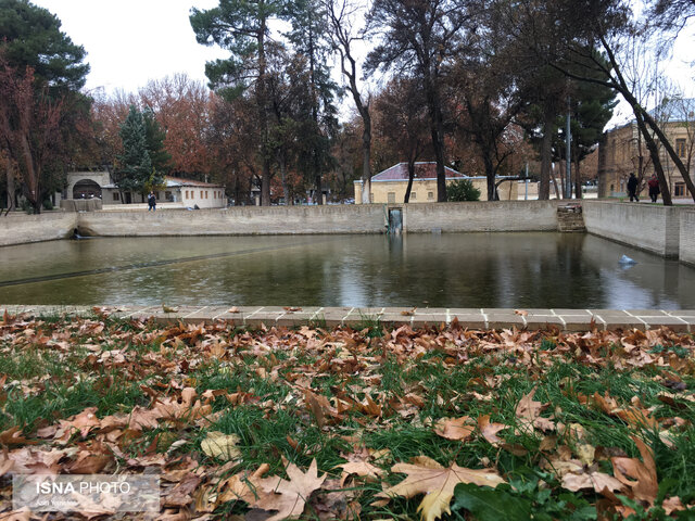 گلستان به وقت پاییز