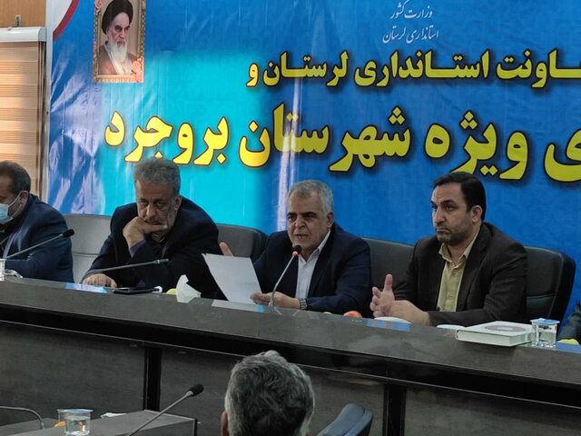 ۳۸۸ میلیارد تومان در بخش صنعت و کشاورزی لرستان پرداخت شده است