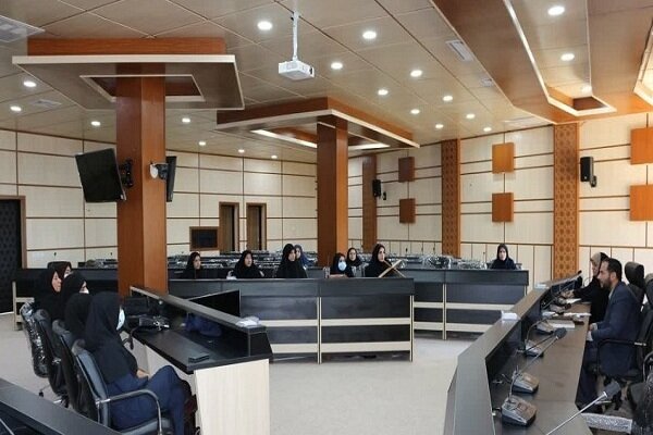 اساتید دانشگاه‌ها به اثرگذاری معنوی و تربیتی استاد بر دانشجو توجه کنند