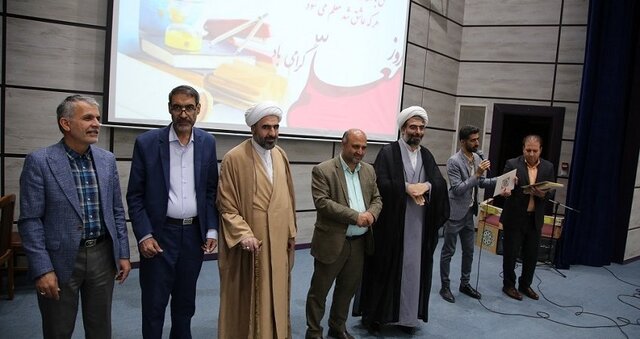 رکن اساسی تعلیم و تربیت، خانواده است