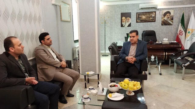 تضمین اشتغال دانشجویان دانشگاه جامع علمی کاربردی به اقتصاد جامعه کمک میکند تضمین اشتغال دانشجویان دانشگاه جامع علمی کاربردی به اقتصاد جامعه کمک میکند