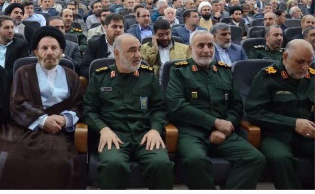 آغاز به کار کنگره ملی شش هزار و ۵۵۵ شهید لرستان آغاز به کار کنگره ملی شش هزار و ۵۵۵ شهید لرستان