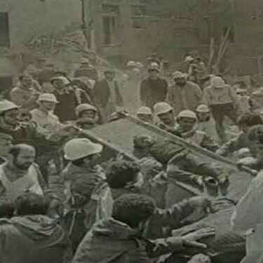 مدرسهای که یکباره گلستان شد