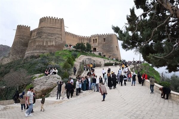 هر روز شاهد خبرهای خوب در گردشگری لرستان هستیم هر روز شاهد خبرهای خوب در گردشگری لرستان هستیم