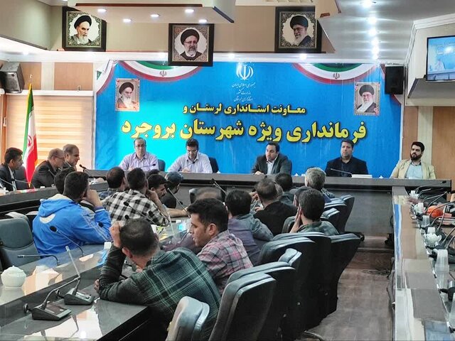 سفرهخانههای «ونایی» در مهلت تعیینشده حریم راه و آب را رعایت کنند سفرهخانههای «ونایی» در مهلت تعیینشده حریم راه و آب را رعایت کنند