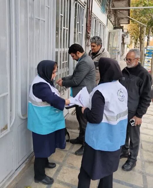 برخورد قاطع با صنوف متخلف در مسیر حفظ بهداشت عمومی انجام میشود برخورد قاطع با صنوف متخلف در مسیر حفظ بهداشت عمومی انجام میشود