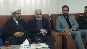 دیدار رئیس سازمان زندان‌ها با خانواده شهدای شهرستان پلدختر 