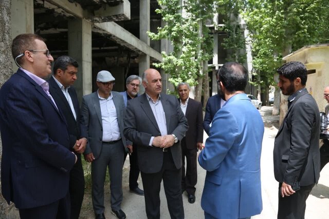 با کمک نمایندگان مردم پیگیر مطالبات حوزه سلامت بروجرد خواهیم بود