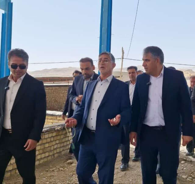 احداث ۶ زمین چمن مصنوعی جدید در پلدختر و معمولان