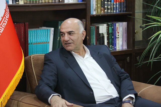 به برکت خون شهدا امروز سربلند هستیم