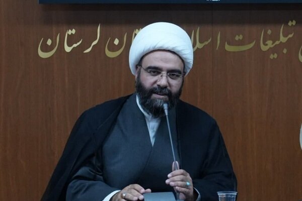 برپایی مهمانی ۱۴ کیلومتری بزرگ غدیر در لرستان