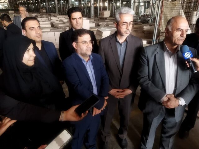 دو رکن اساسی اقتصاد کشور مهار تورم و رشد اقتصادی است