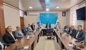 رشد اقتصادی نیازمند سرمایه‌های انبوه و متراکم است