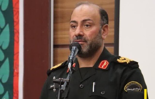 بزرگان و معتمدان با روشنگری و همدلی، راهنمای جامعه در مسیر امنیت و انسجام‌ هستند