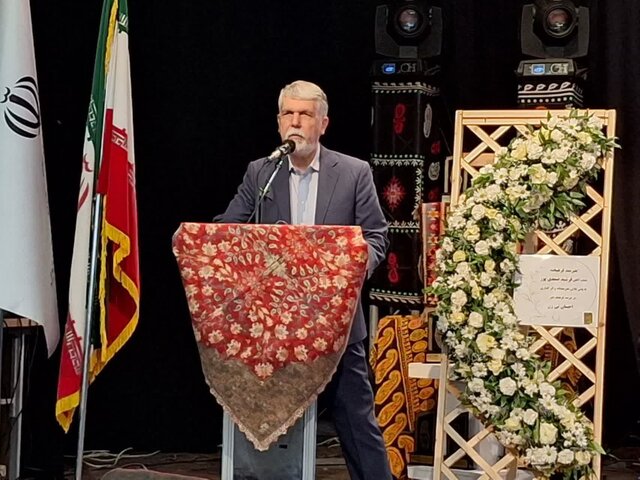 وزیر فرهنگ و ارشاد اسلامی: اسطوره‌ها و روایت‌های لرستان، سرمایه‌ای برای تئاتر است