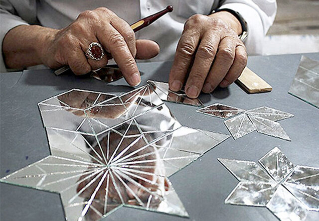 احیای هنر آیینه‌کاری در بروجرد با برگزاری دوره تخصصی صنایع‌ دستی