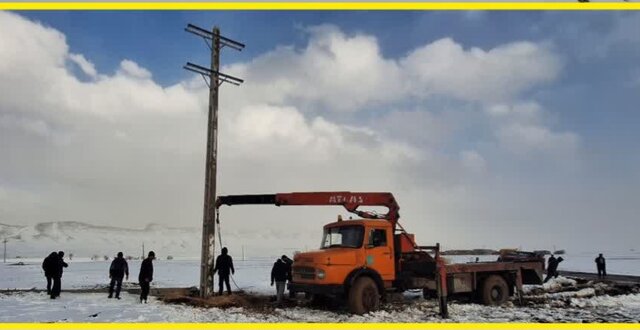 تصویر آرشیوی است بارشها موجب قطع برق ۷۵ روستای منطقه ذلقی شد