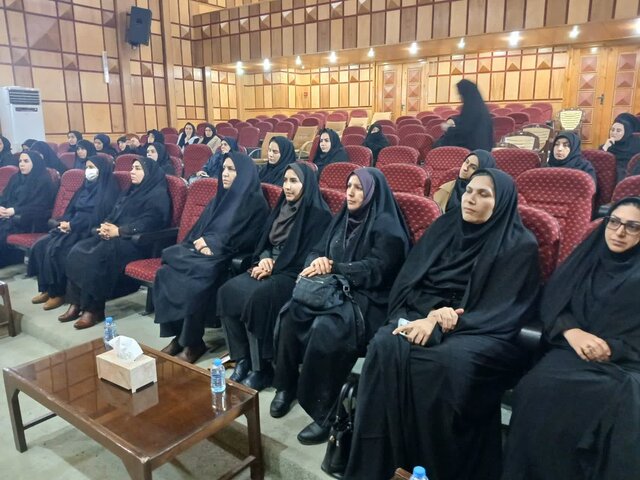 تاکید مدیرکل امور زنان استانداری لرستان بر نقش راهبردی زنان در تحکیم بنیان خانواده