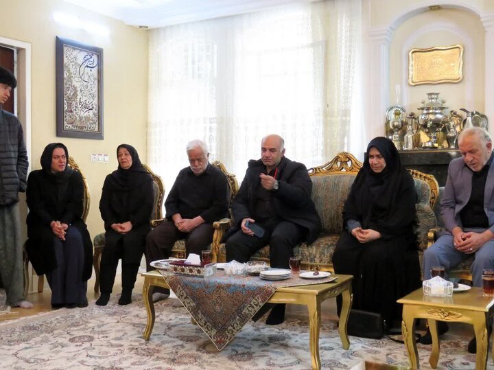 معاون استاندار: خدمت به خانواده شهدا افتخار بزرگی برای مدیران است