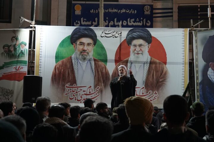 لرستان بیش از ۶۵۰۰ شهید تقدیم انقلاب کرده است