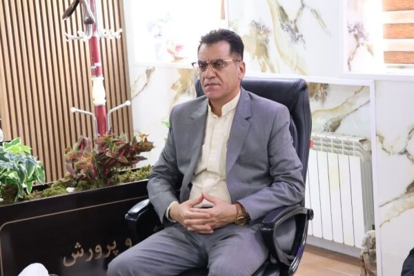 هفته معلم فرصتی برای بازشناسی منزلت واقعی معلم است