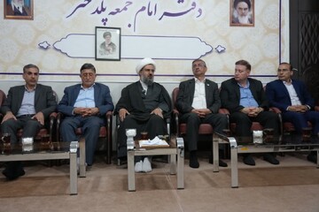 استاندار لرستان: خدمت به مردم در اولویت برنامه‌های دولت است