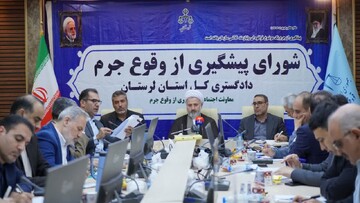 تأکید رئیس کل دادگستری لرستان بر تدابیر جامع اقتصادی، از حق کارگران تا ثبات بازار