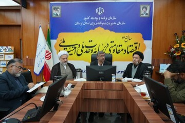 استاندار لرستان: با گران‌فروشی و کم‌فروشی برخورد می‌کنیم