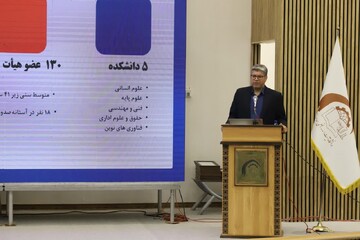 تلاش می کنیم قرارداد ۹ میلیارد تومانی برای دانشگاه آیت‌الله العظمی بروجردی منعقد شود