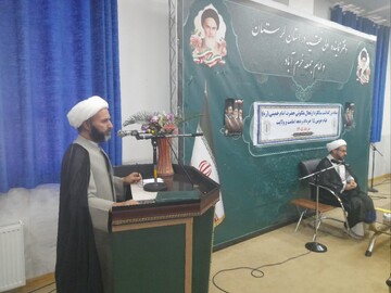 امام خمینی (ره) تبلور حاکمیت خداوند و رسولان الهی در زمین بود
