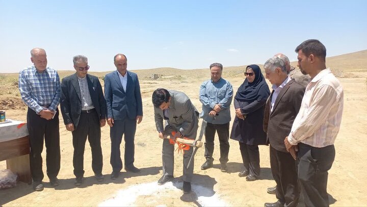 فرماندار الیگودرز: توسعه نیروگاه‌های خورشیدی از محورهای برنامه توسعه است