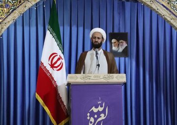 امام جمعه موقت خرم‌آباد: آمریکا به تعهدات خود پایبند نیست